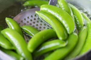 スナップエンドウの茹で時間はどれくらい？最適な茹で方を解説！